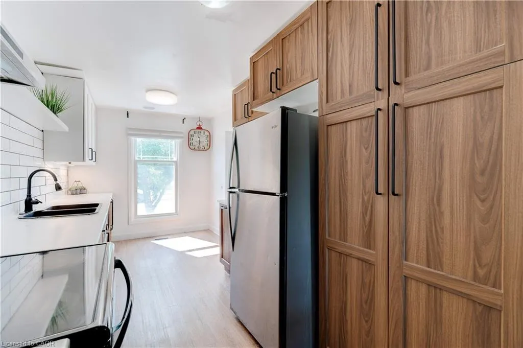 2261 Leominster Drive