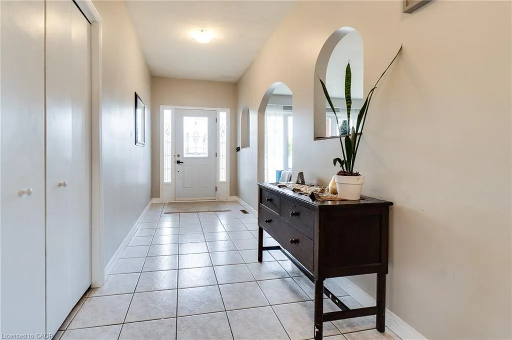 18 Pavarotti Court