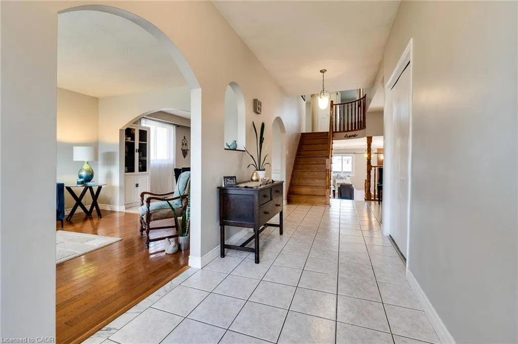 18 Pavarotti Court