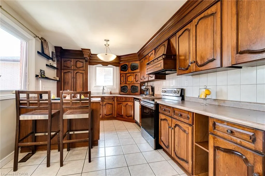 18 Pavarotti Court