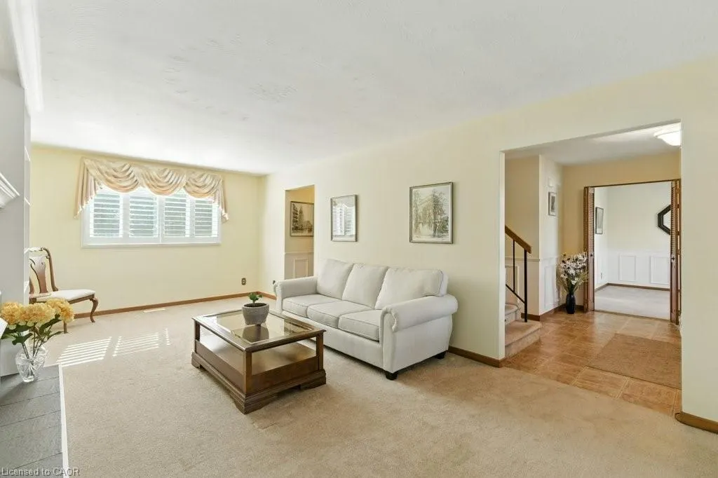 176 Montmorency Drive