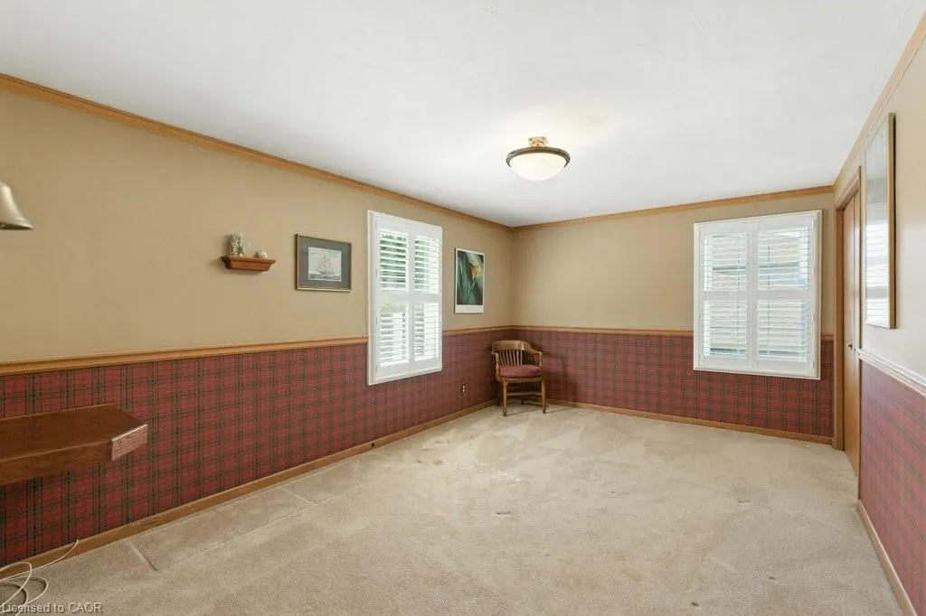 176 Montmorency Drive