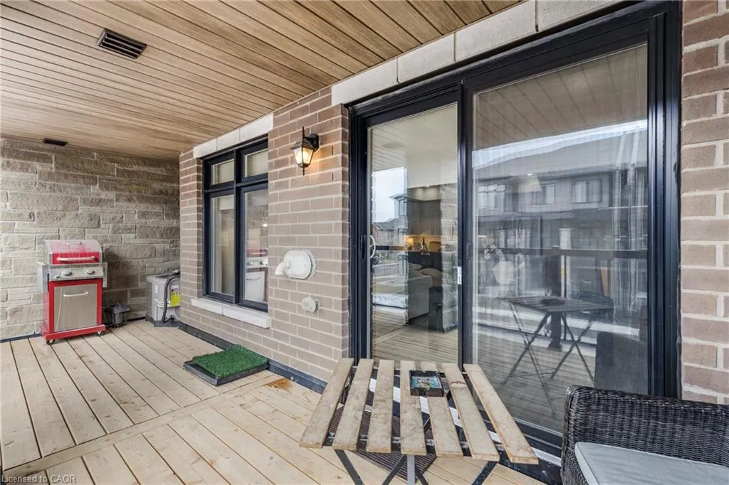 1543 Hilson Heights