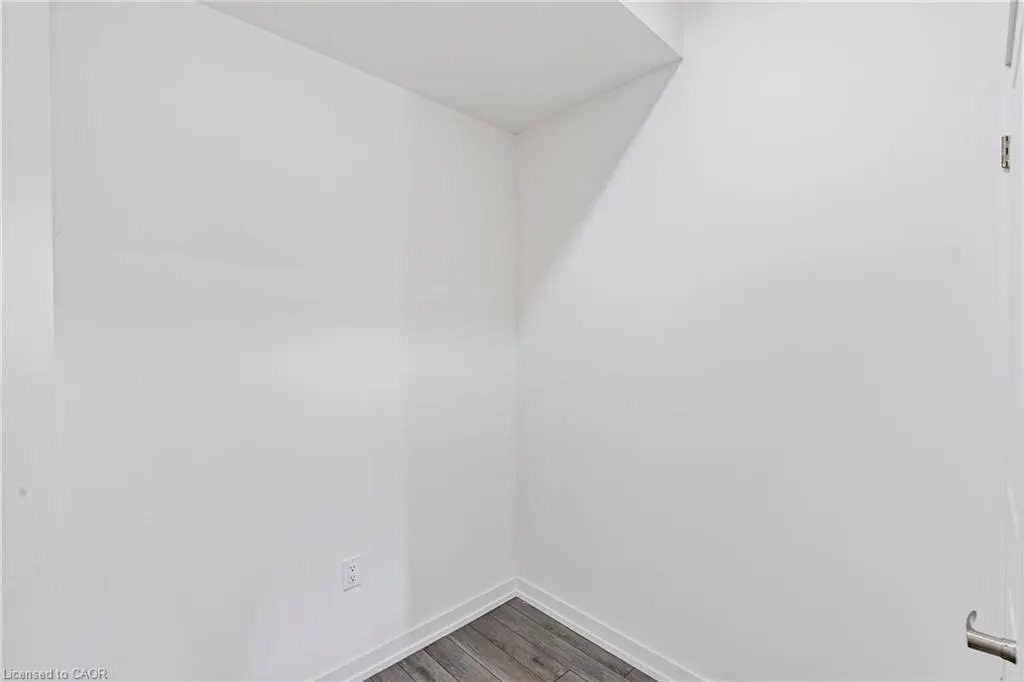 1543 Hilson Heights