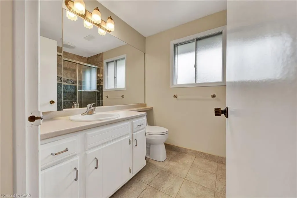 148 Candlewood Crescent