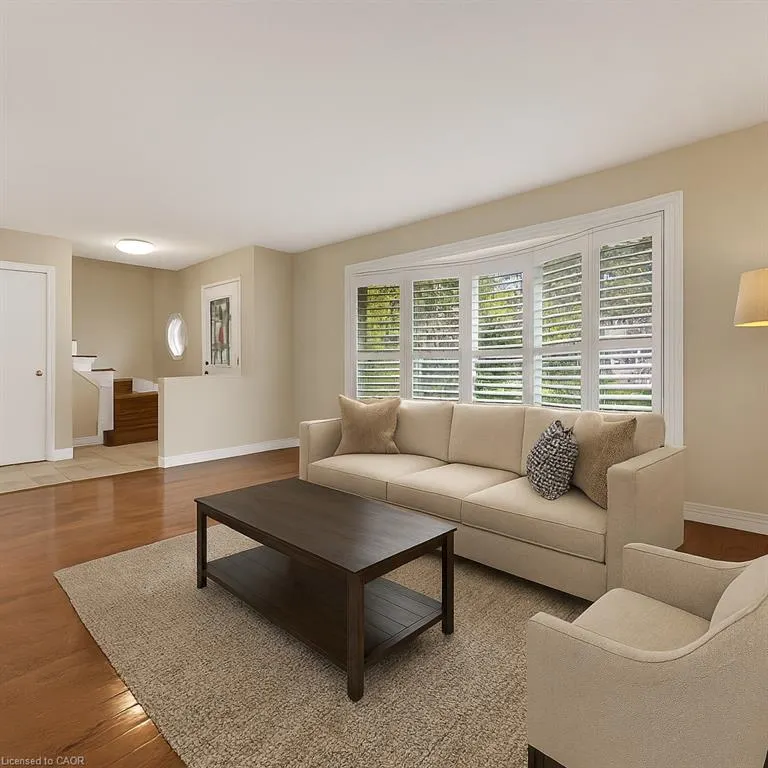 148 Candlewood Crescent