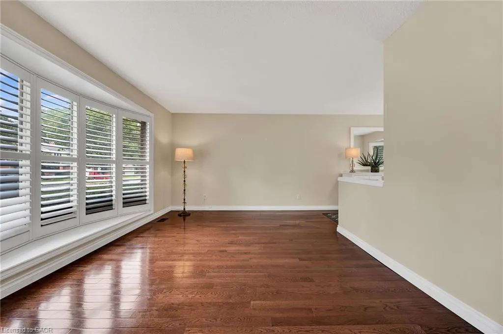 148 Candlewood Crescent