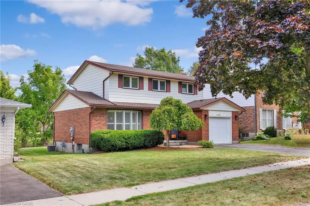 148 Candlewood Crescent