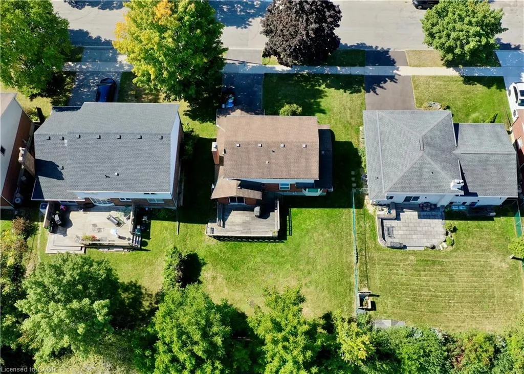 148 Candlewood Crescent