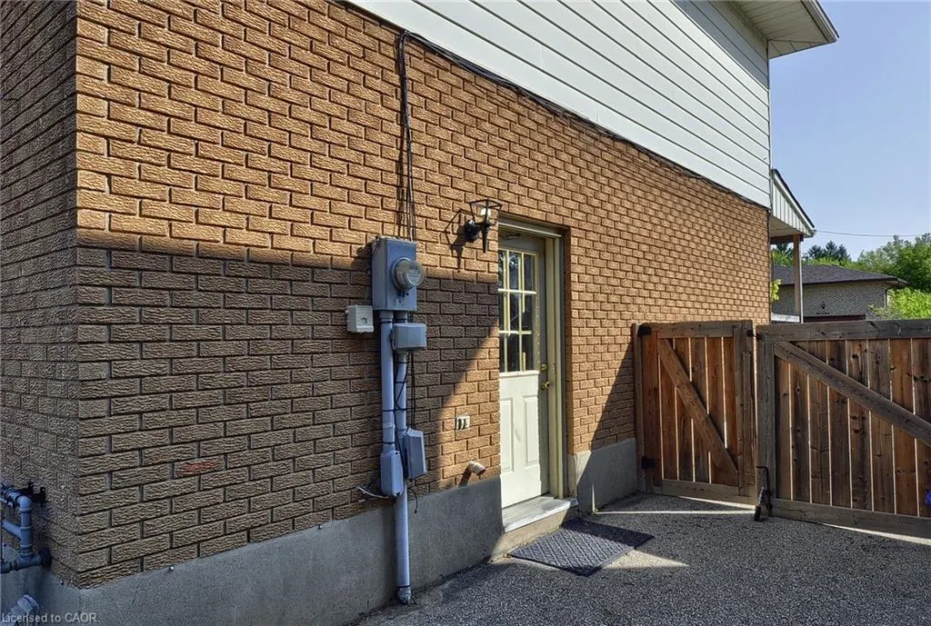16 Blain Avenue