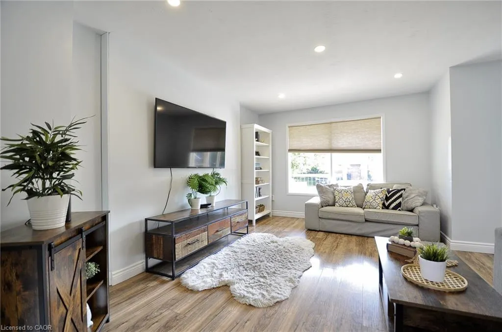 16 Blain Avenue