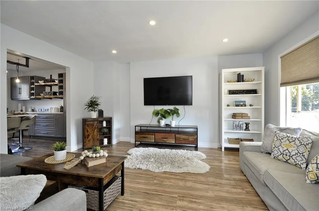 16 Blain Avenue