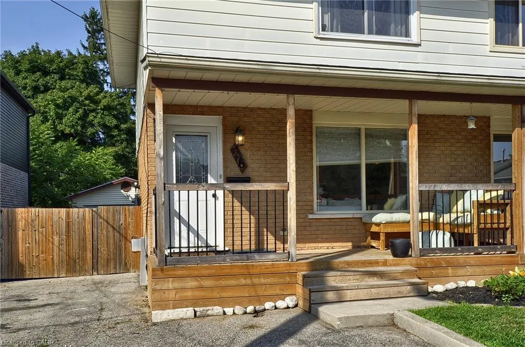 16 Blain Avenue