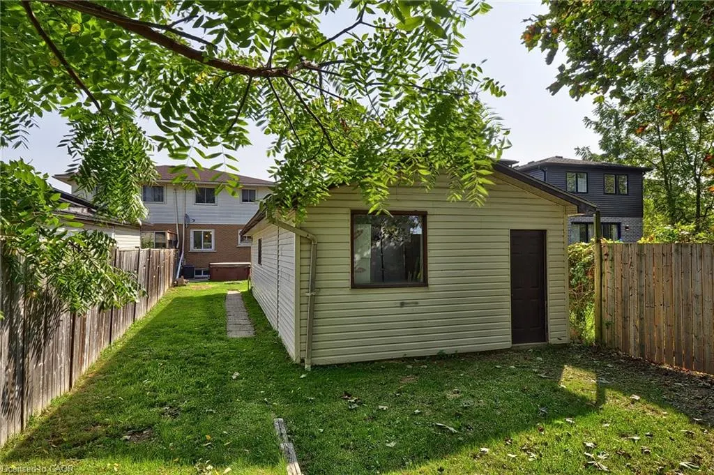 16 Blain Avenue