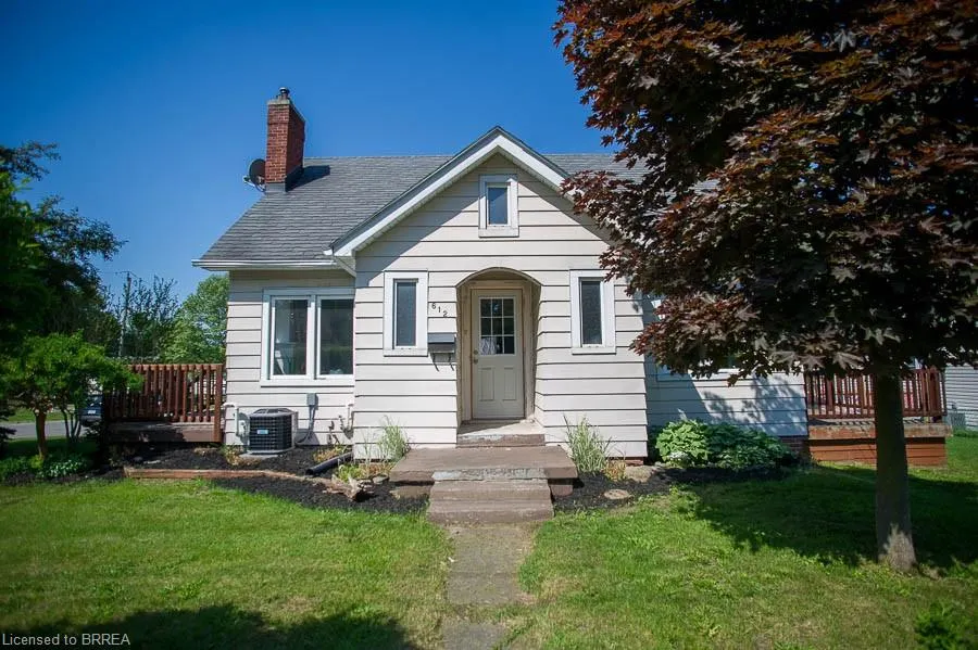 612 James Street