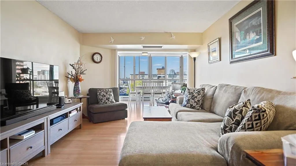 265 Westcourt Place, #705