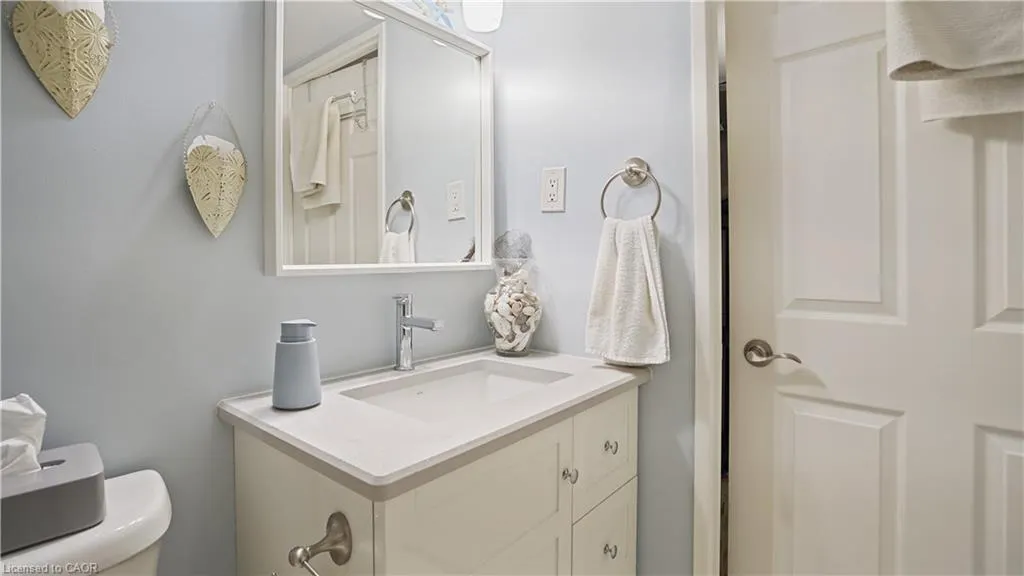 265 Westcourt Place, #705