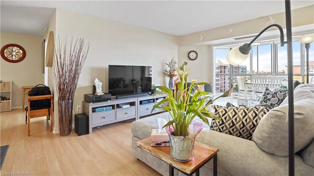 265 Westcourt Place, #705