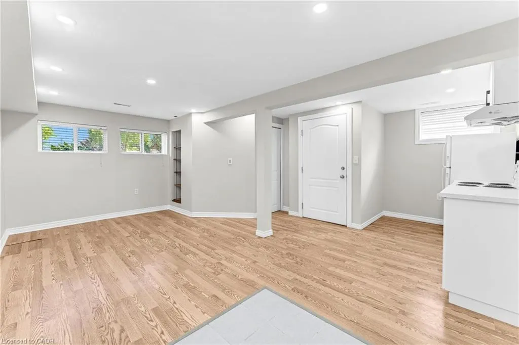 119 Nickolas Crescent