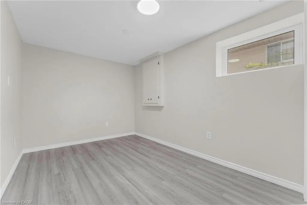 119 Nickolas Crescent