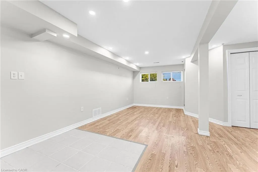 119 Nickolas Crescent