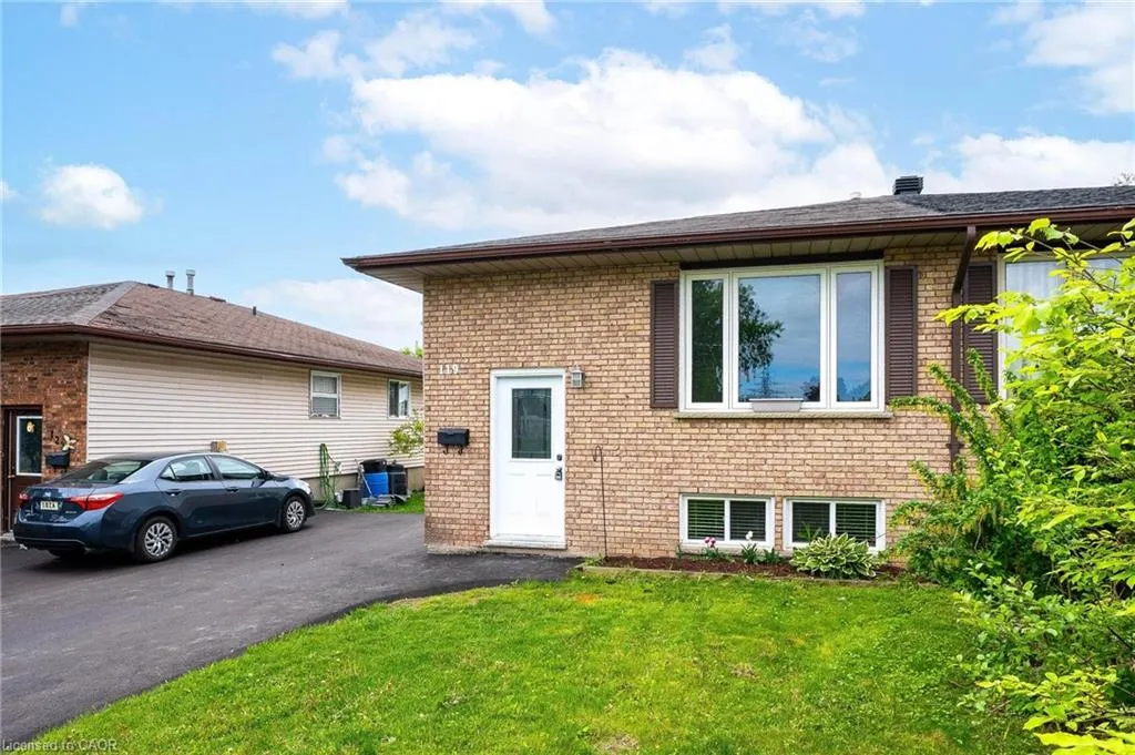119 Nickolas Crescent