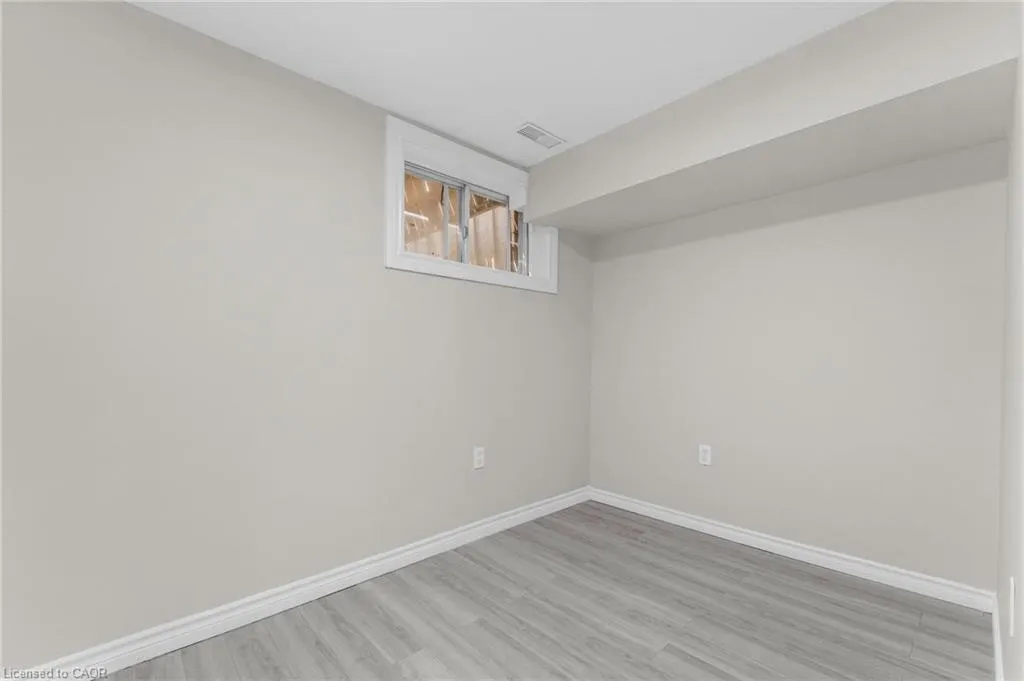 119 Nickolas Crescent