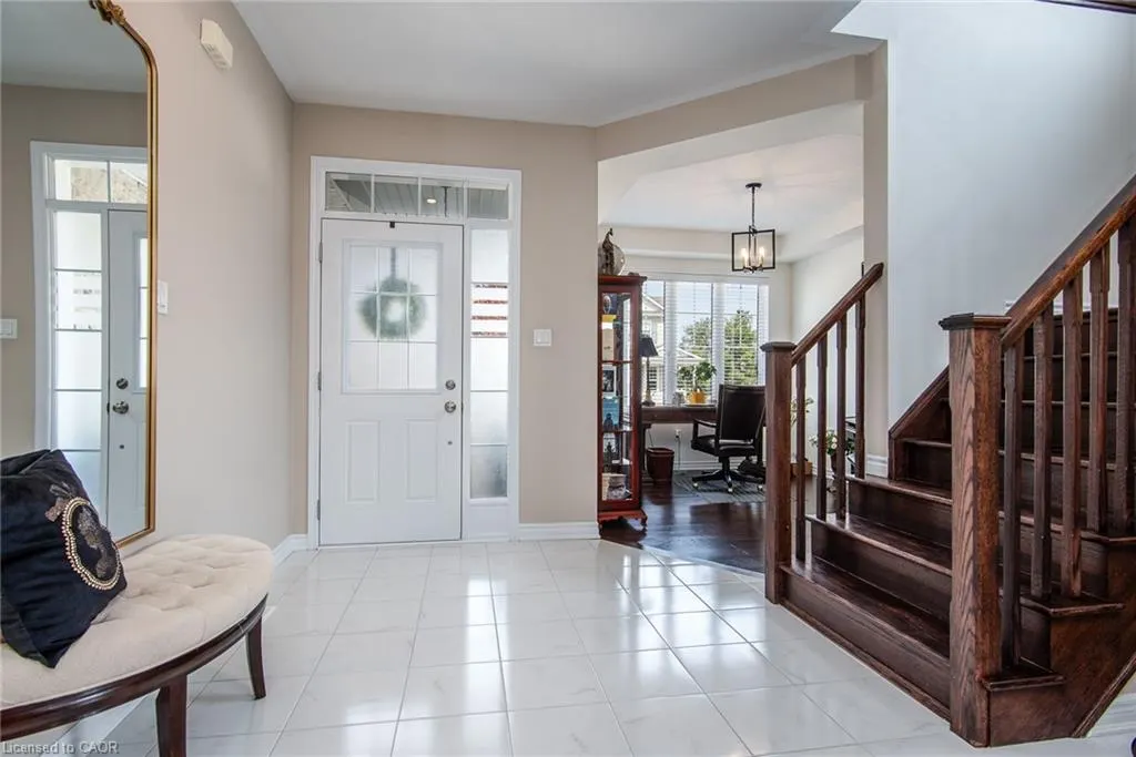 232 Shady Glen Crescent