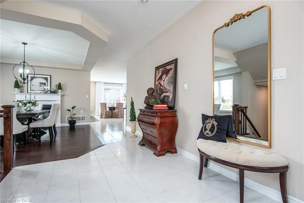 232 Shady Glen Crescent