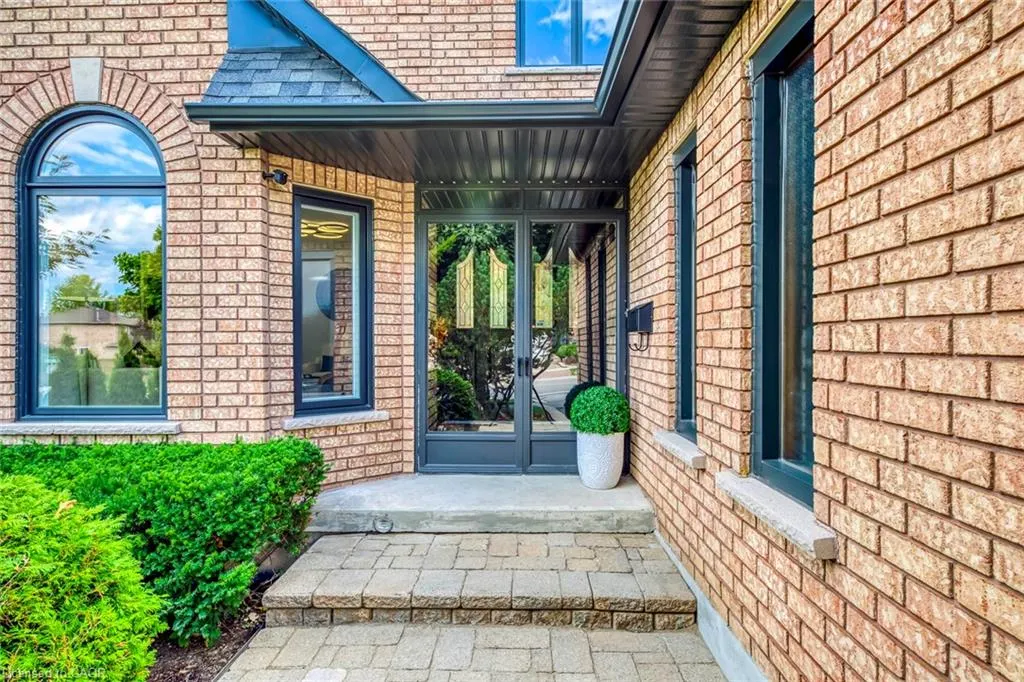 2394 Wynten Way