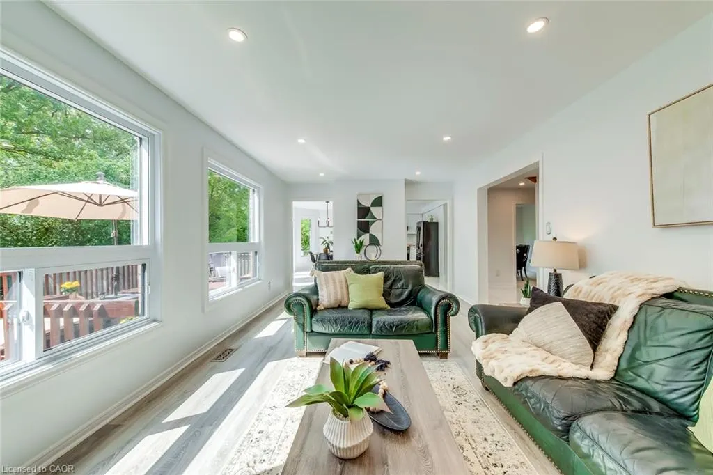 2394 Wynten Way