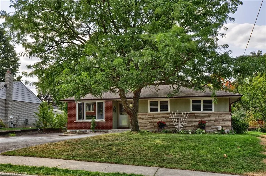 8 Heather Avenue