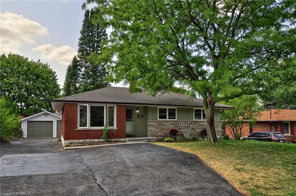 8 Heather Avenue