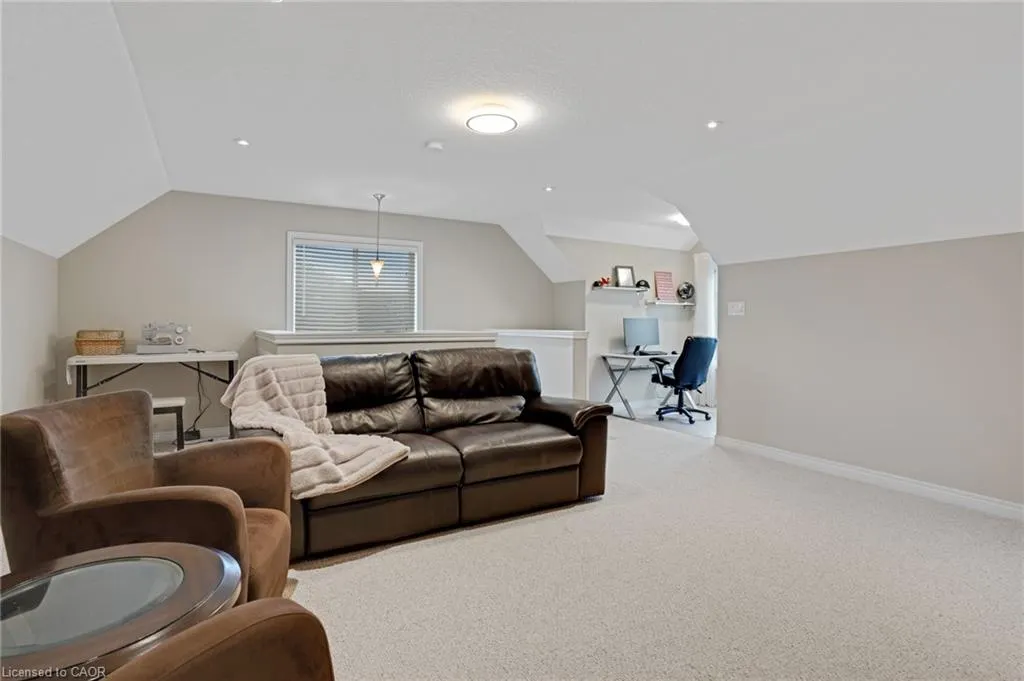 40 Lemonwood Place
