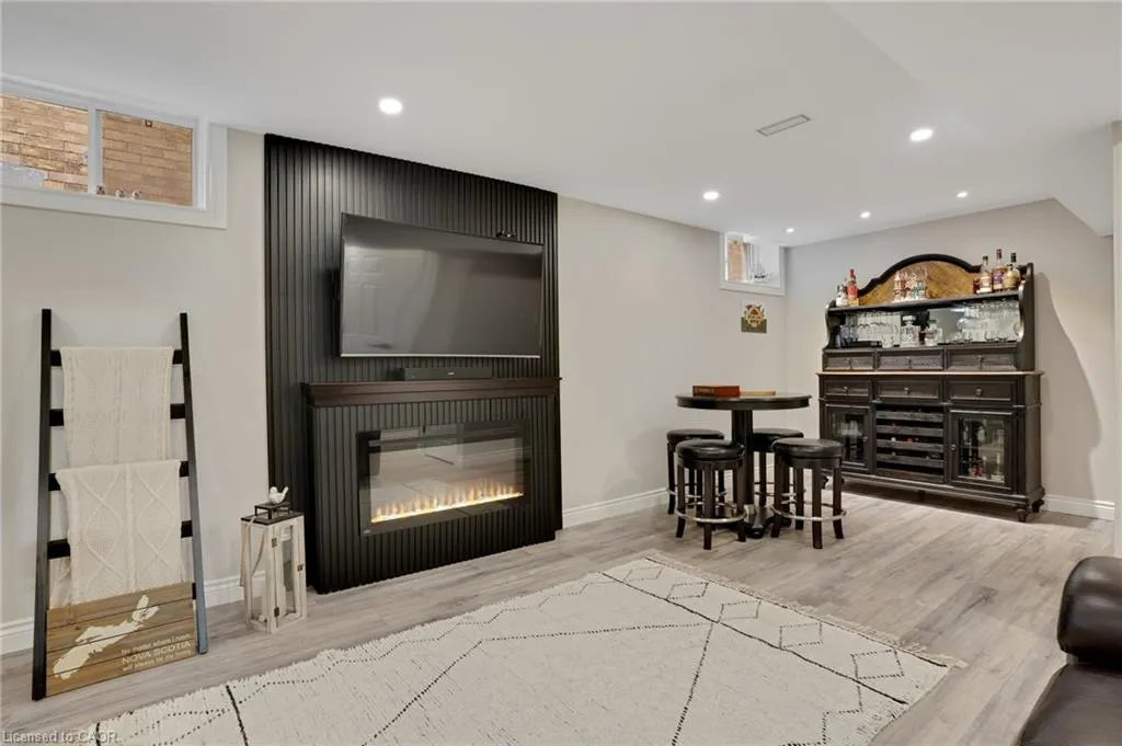 40 Lemonwood Place