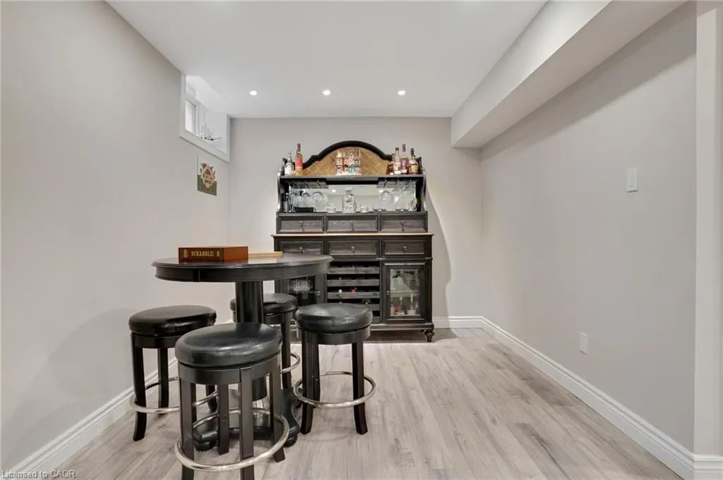 40 Lemonwood Place