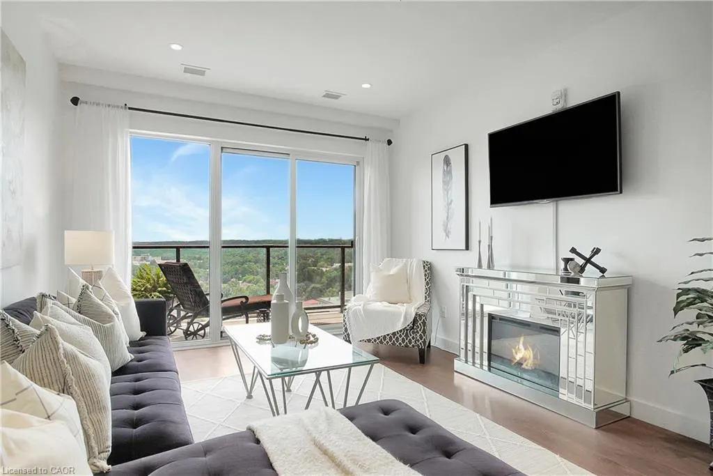 50 Grand Avenue S, #1712