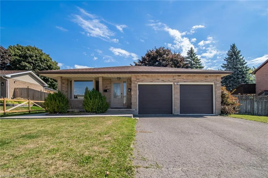 15 Windfield Crescent