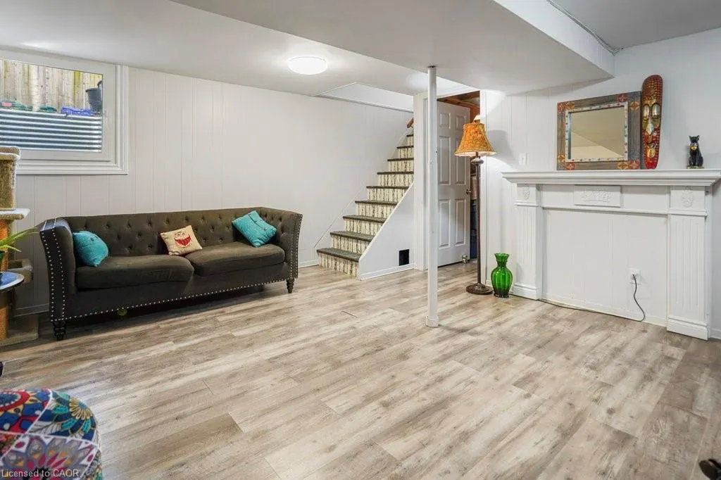 146 Greendale Crescent