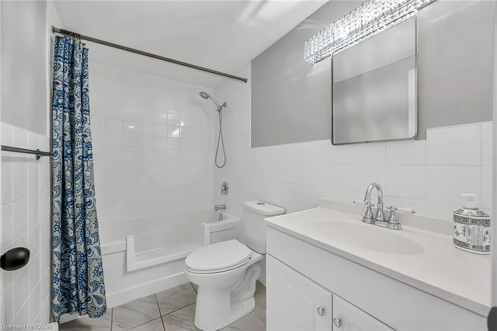 11 Woodman Drive S, #103