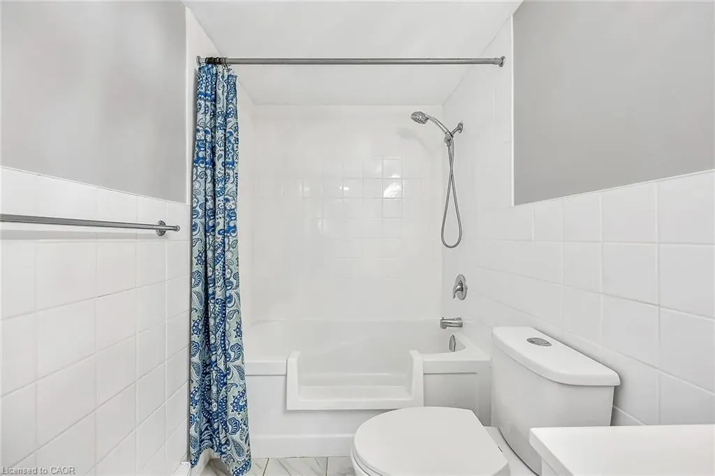 11 Woodman Drive S, #103