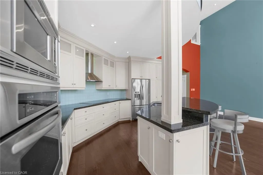77 Waterview Road