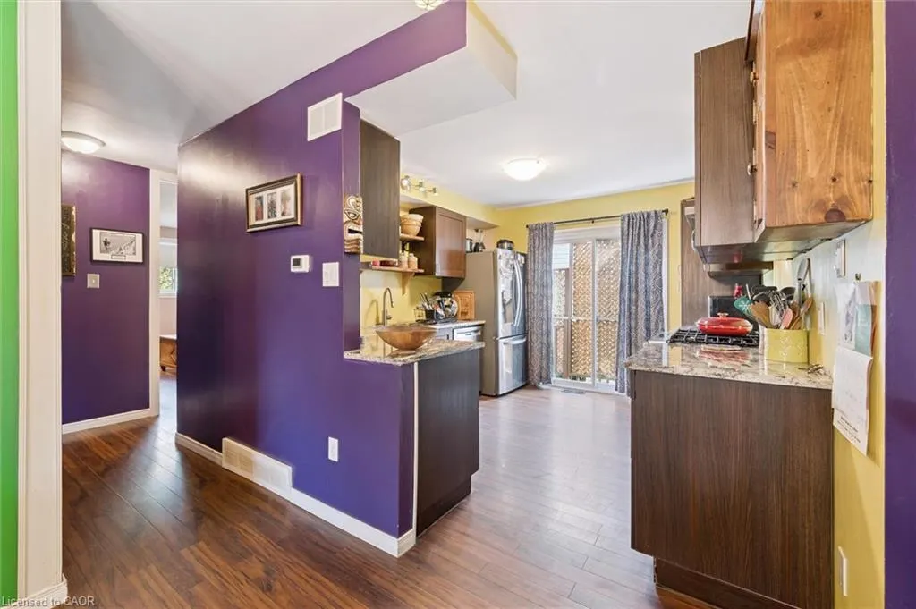 31 Saxony Circle
