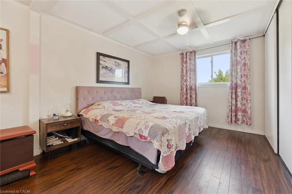 31 Saxony Circle