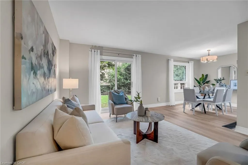 4 Wesmorland Avenue