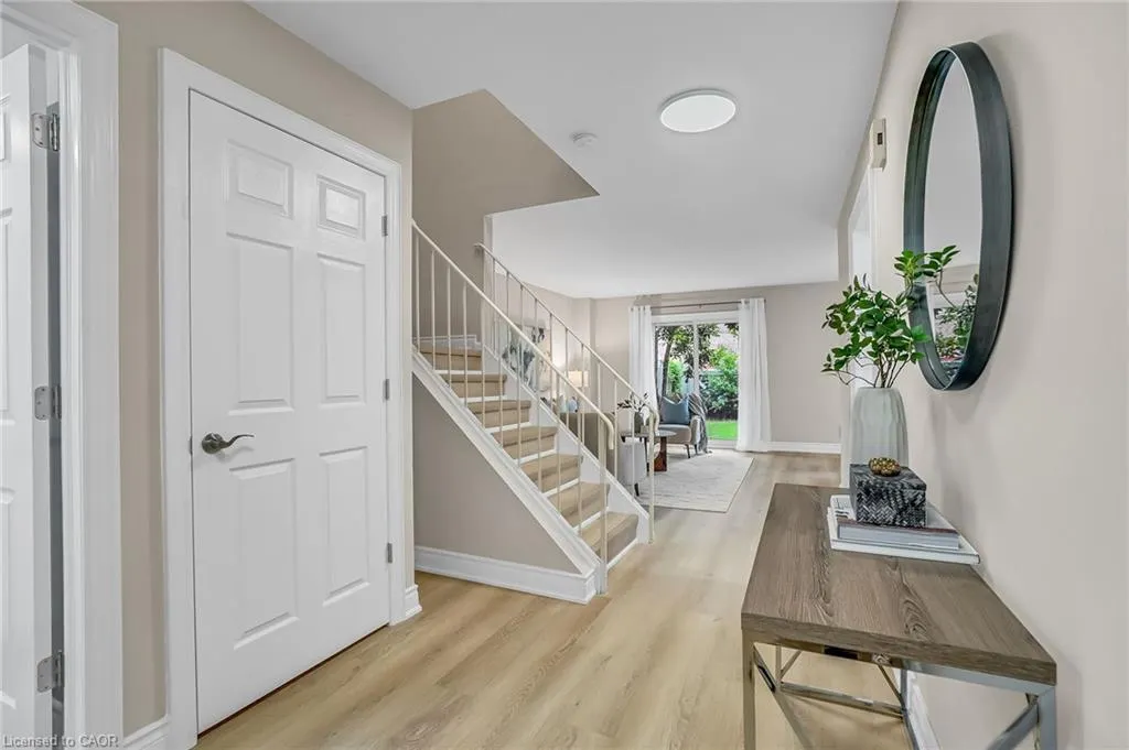 4 Wesmorland Avenue