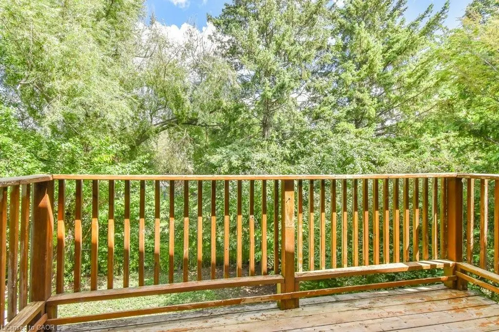 590 Canewood Crescent, #Main