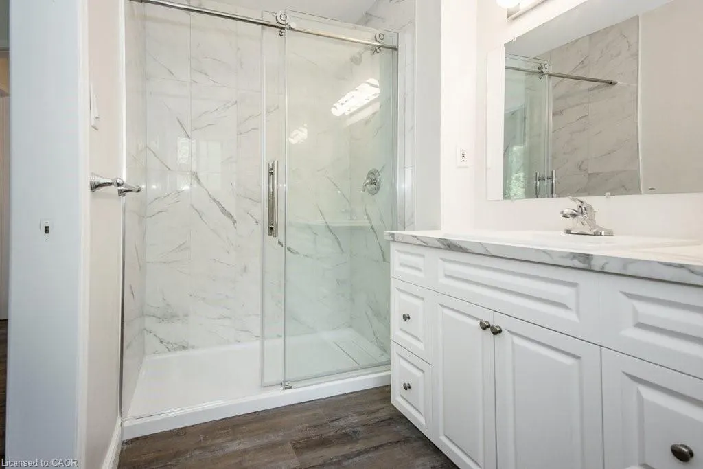 590 Canewood Crescent, #Main