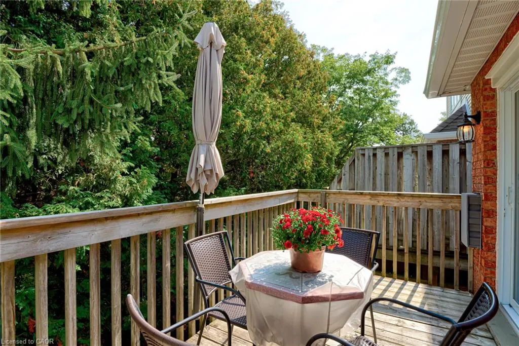 523 Beechwood Drive, #12