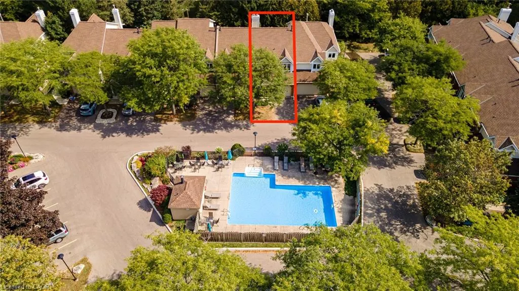 523 Beechwood Drive, #12
